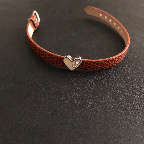 Jewelry - Heart bracelet